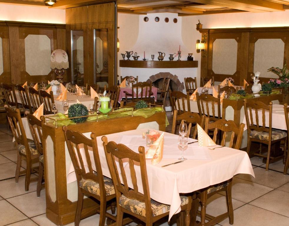 Hotel Pohl Kinheim Εξωτερικό φωτογραφία
