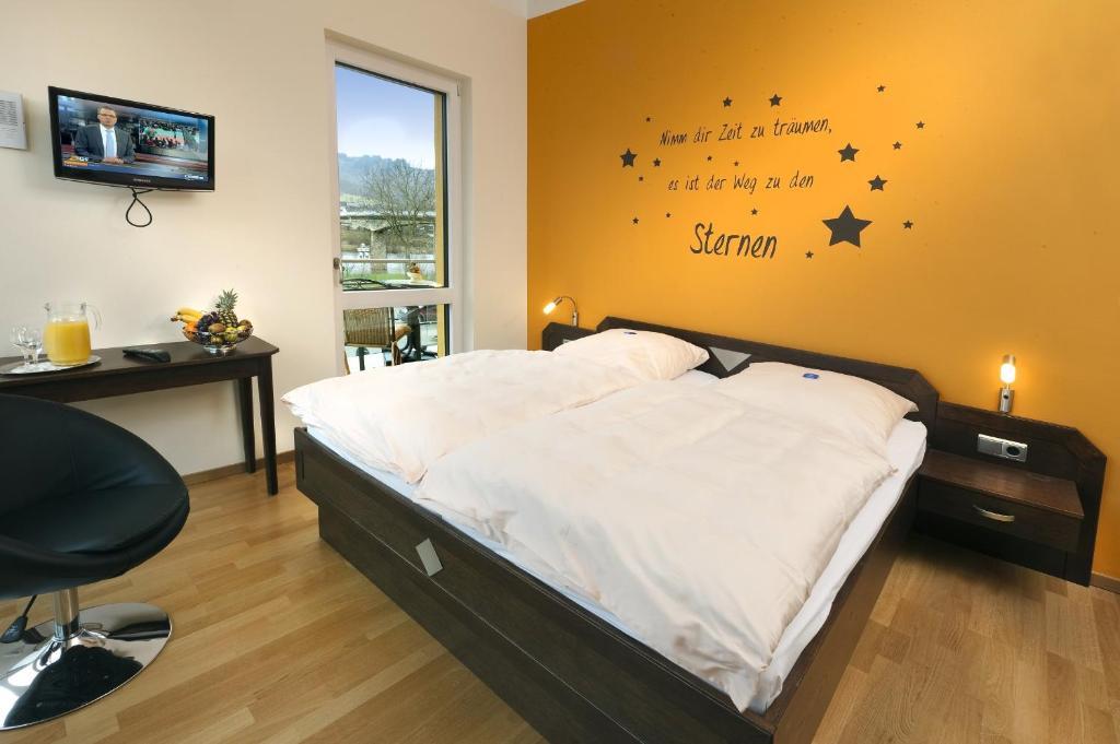 Hotel Pohl Kinheim Δωμάτιο φωτογραφία